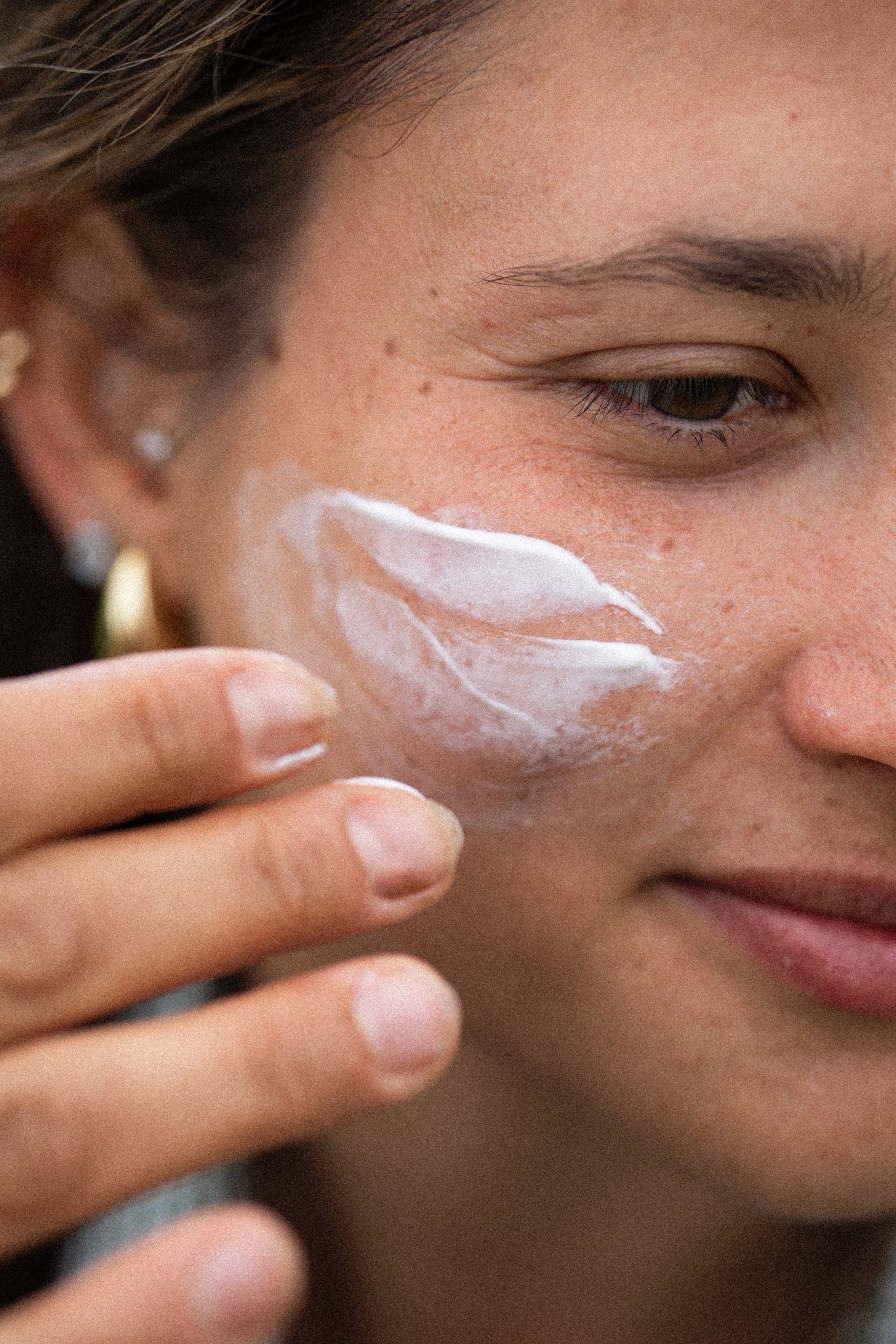 Crema Viso Pelli Mature